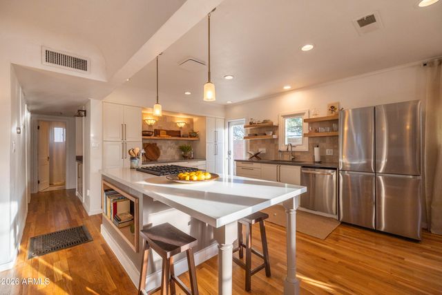 1801 N DAYTON Street, Phoenix, AZ 85006