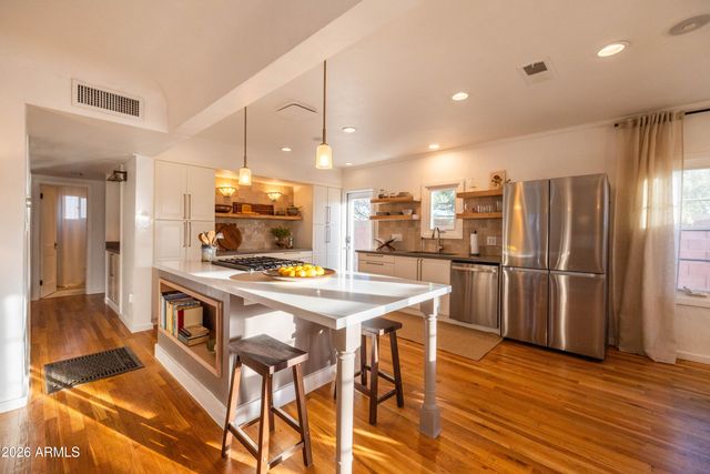 1801 N DAYTON Street, Phoenix, AZ 85006