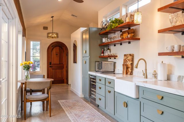 1801 N DAYTON Street, Phoenix, AZ 85006