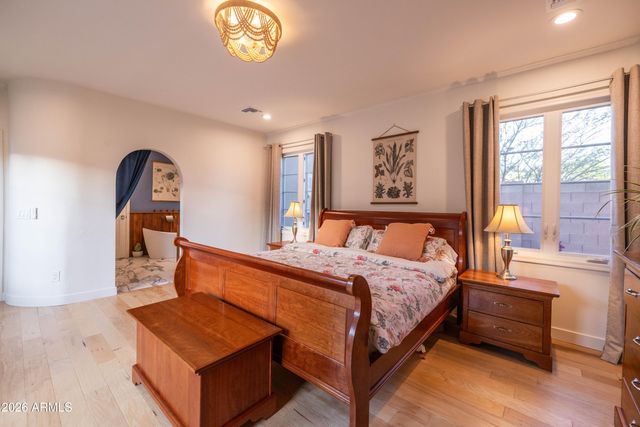 1801 N DAYTON Street, Phoenix, AZ 85006