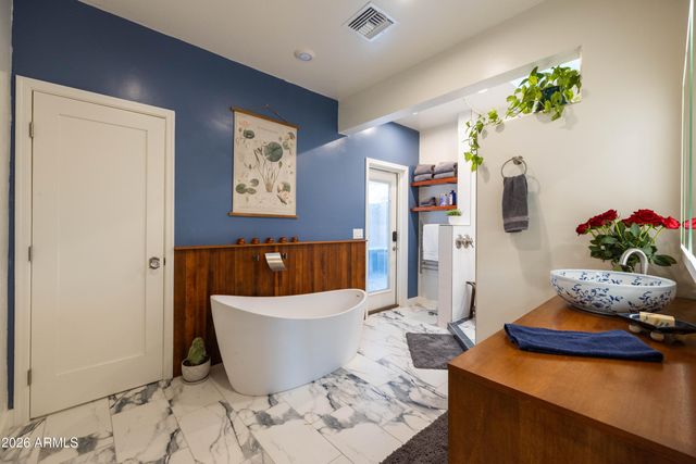 1801 N DAYTON Street, Phoenix, AZ 85006