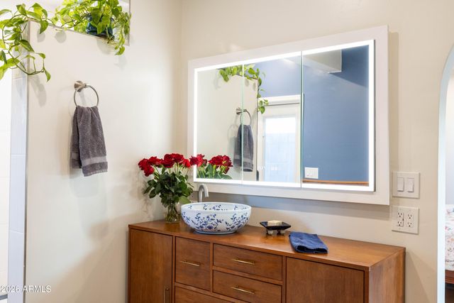 1801 N DAYTON Street, Phoenix, AZ 85006