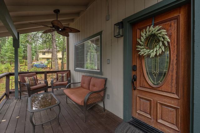 588 Blue Lake Springs Dr, Arnold, CA 95223