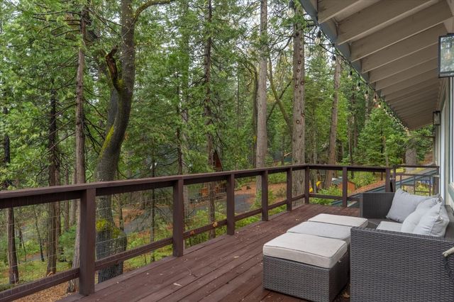 588 Blue Lake Springs Dr, Arnold, CA 95223