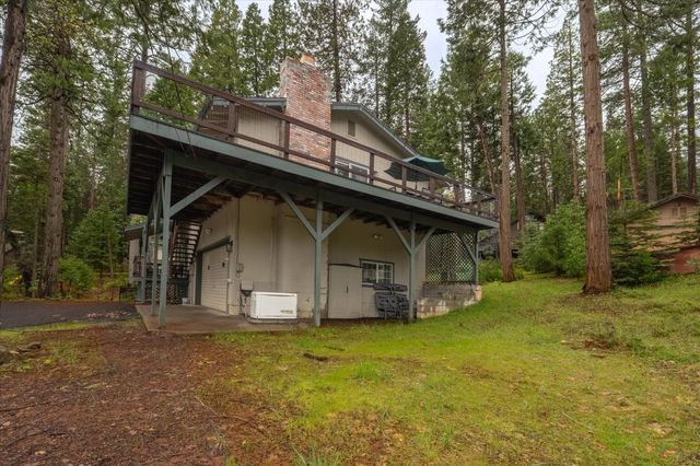 588 Blue Lake Springs Dr, Arnold, CA 95223