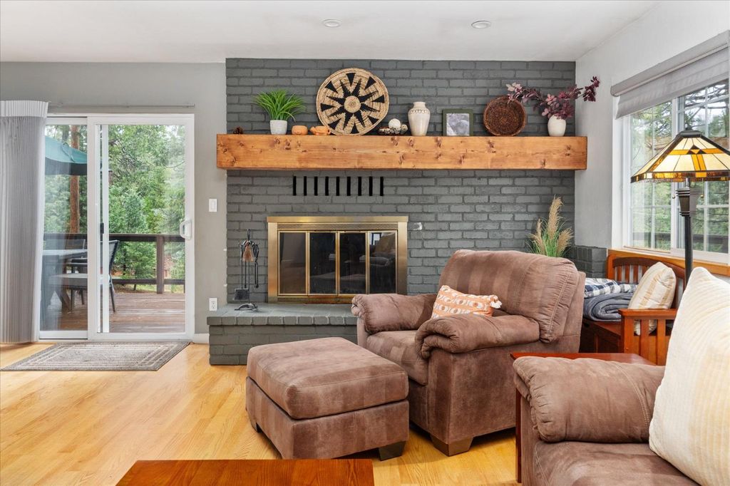 588 Blue Lake Springs Dr, Arnold, CA 95223