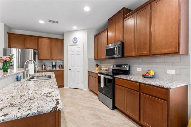 30305 Tiger Woods DR, Georgetown, TX 78628