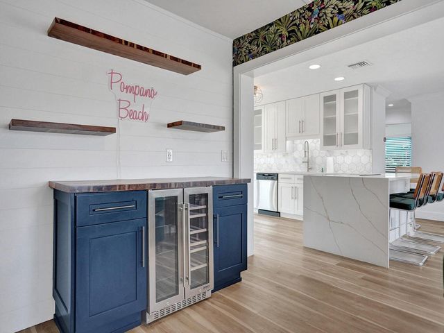 2750 NE 10th Avenue, Pompano Beach, FL 33064