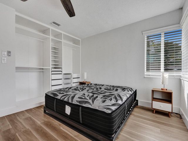 2750 NE 10th Avenue, Pompano Beach, FL 33064