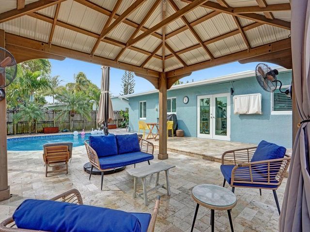 2750 NE 10th Avenue, Pompano Beach, FL 33064