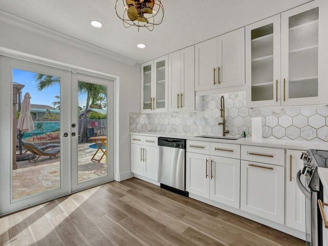 2750 NE 10th Avenue, Pompano Beach, FL 33064