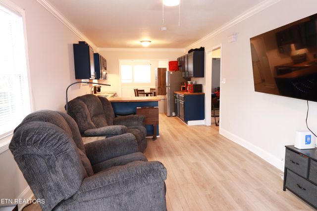 181 E Edison St, Alcoa, TN 37701