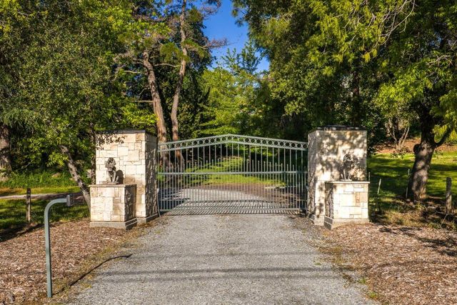3100 Newcastle Rd, Newcastle, CA 95658