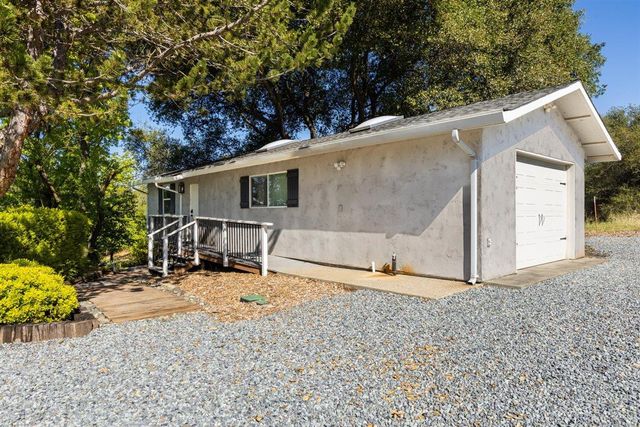 3100 Newcastle Rd, Newcastle, CA 95658
