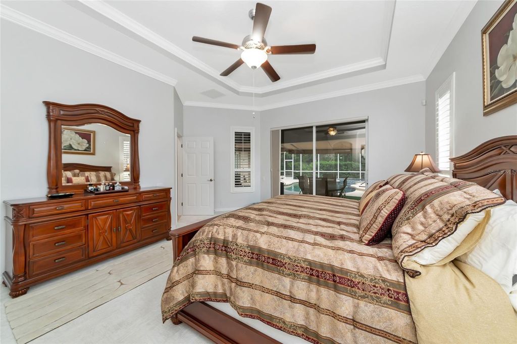 Image 13 of property listing at 405 PETREL TRAIL, Bradenton, FL 34212