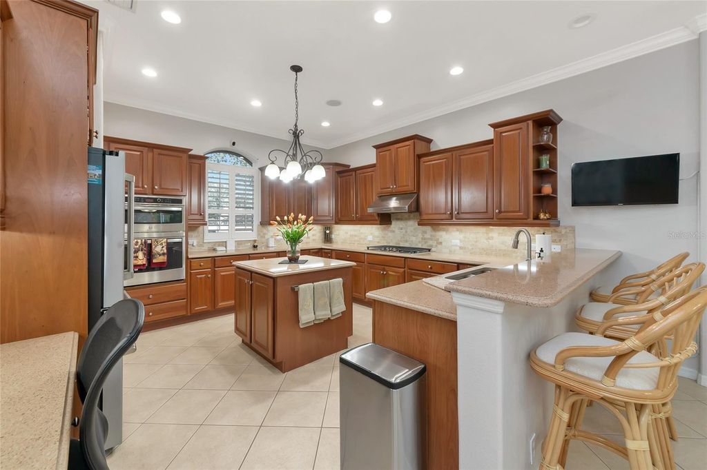Image 27 of property listing at 405 PETREL TRAIL, Bradenton, FL 34212