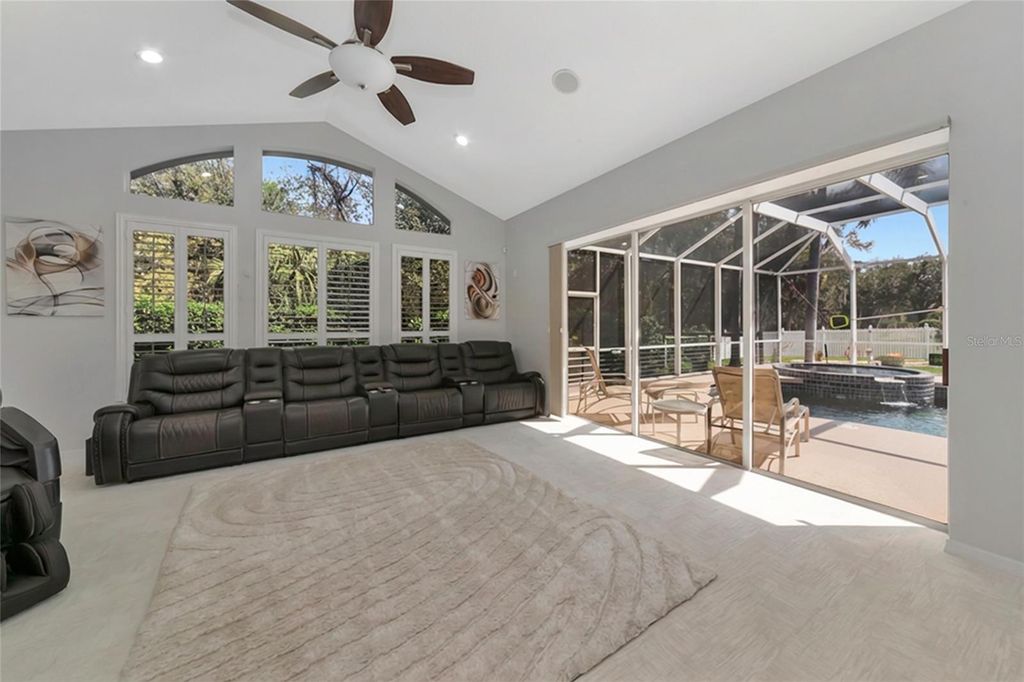 Image 33 of property listing at 405 PETREL TRAIL, Bradenton, FL 34212