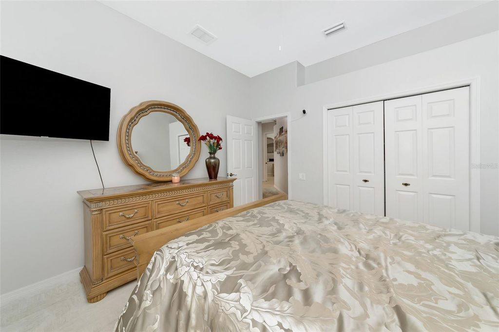 Image 37 of property listing at 405 PETREL TRAIL, Bradenton, FL 34212