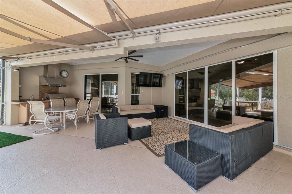Image 47 of property listing at 405 PETREL TRAIL, Bradenton, FL 34212