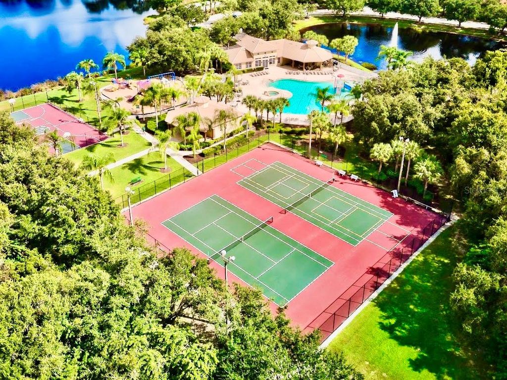 Image 54 of property listing at 405 PETREL TRAIL, Bradenton, FL 34212