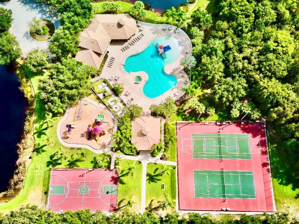 Image 55 of property listing at 405 PETREL TRAIL, Bradenton, FL 34212