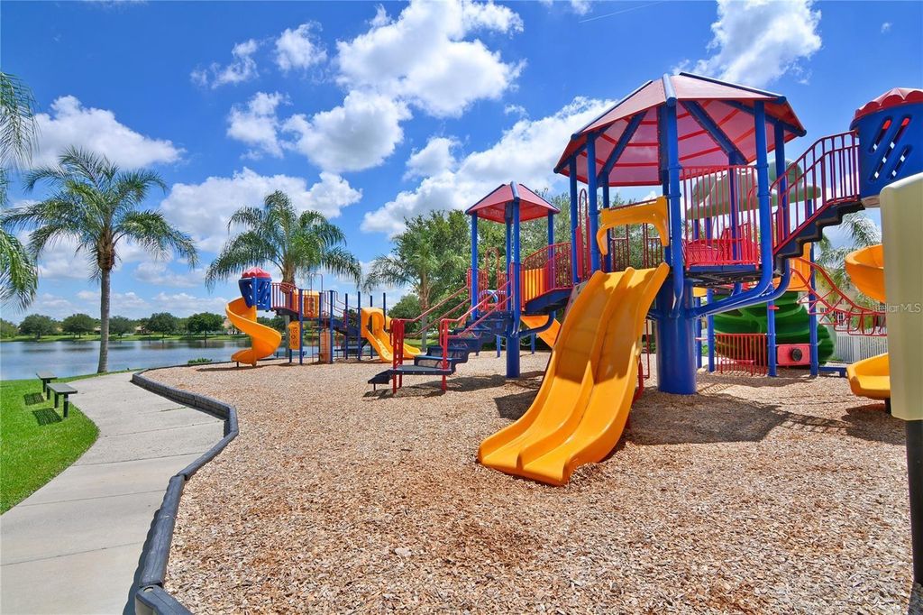 Image 59 of property listing at 405 PETREL TRAIL, Bradenton, FL 34212