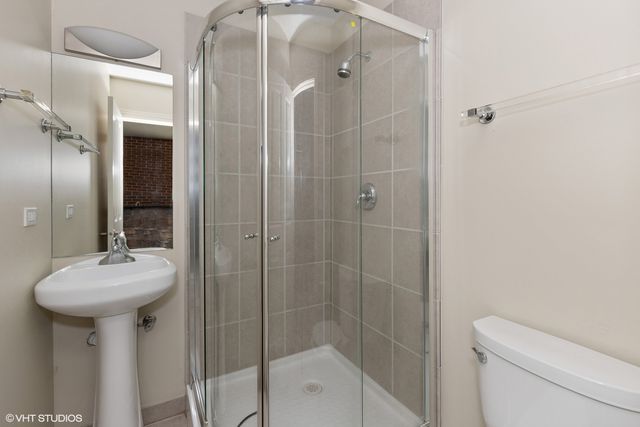 21 NORTHFIELD Terrace 21, Wheeling, IL 60090