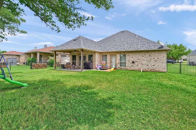 3006 Preston Club Drive, Sherman, TX 75092