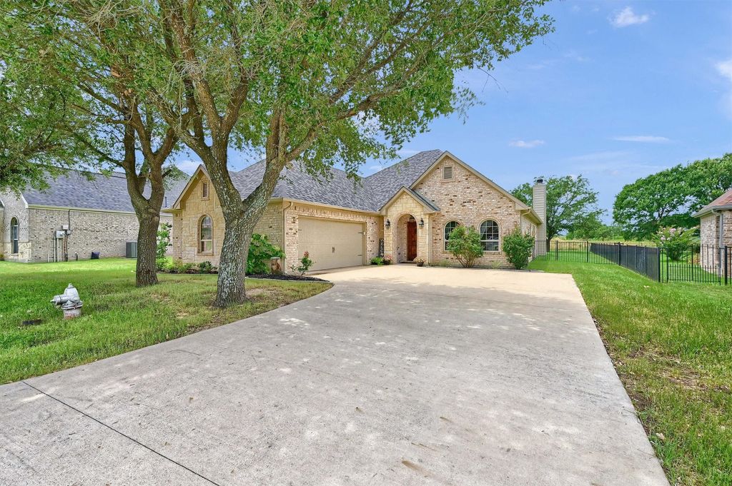 3006 Preston Club Drive, Sherman, TX 75092