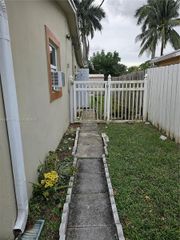 3500 NW 39th Street 0, Lauderdale Lakes, FL 33309