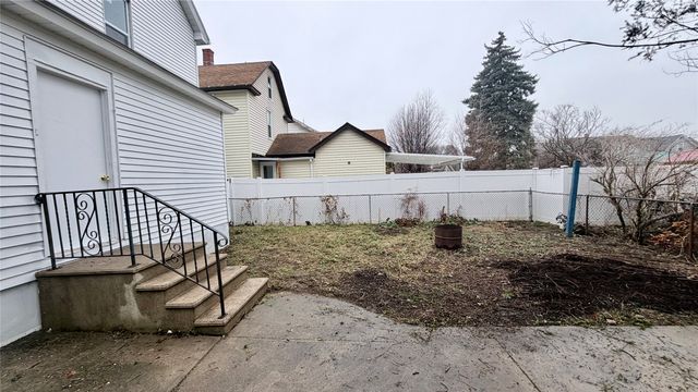 1112 W 29TH Street, Erie, PA 16508