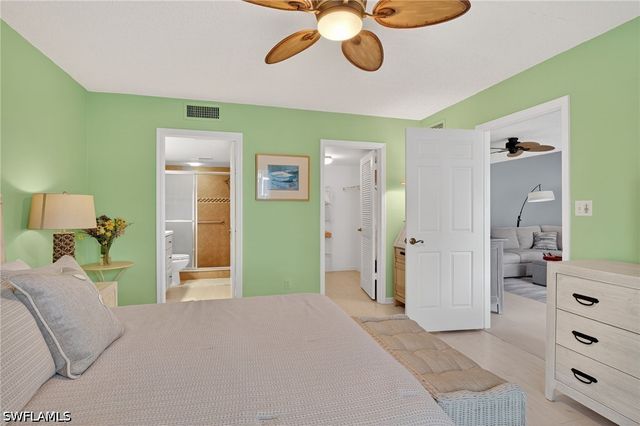 705 Augusta BLVD 705-4, Naples, FL 34113