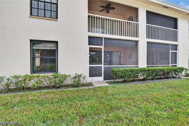 705 Augusta BLVD 705-4, Naples, FL 34113