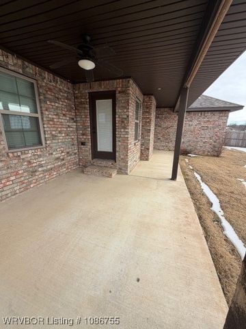 319 Copsey Drive, Van Buren, AR 72956