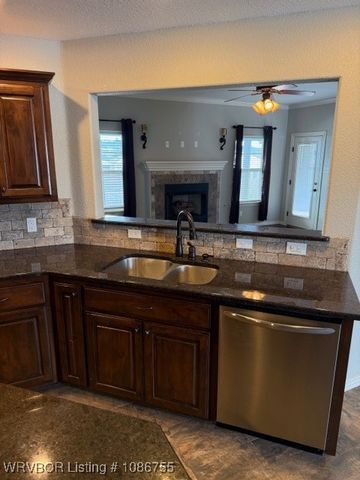 319 Copsey Drive, Van Buren, AR 72956