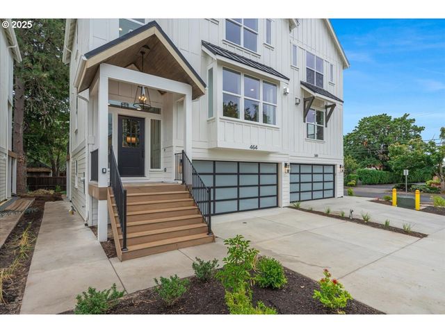 456 Se Haddock Ln, Hillsboro, OR 97123