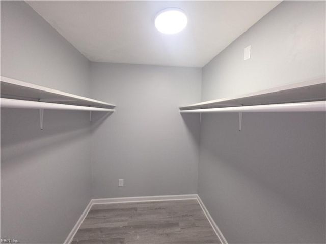 725 Potter RD, Chesapeake, VA 23320