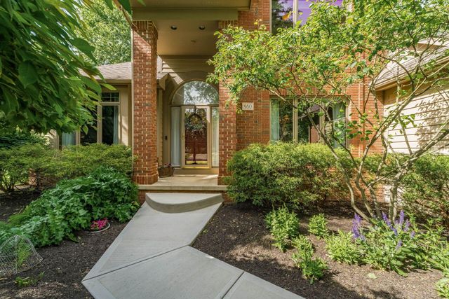 980 Landings Loop N, Westerville, OH 43082