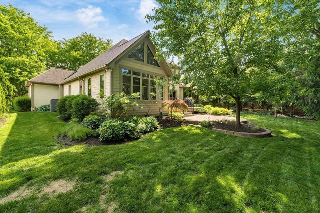 980 Landings Loop N, Westerville, OH 43082