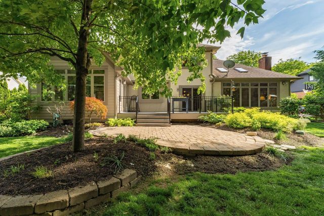 980 Landings Loop N, Westerville, OH 43082