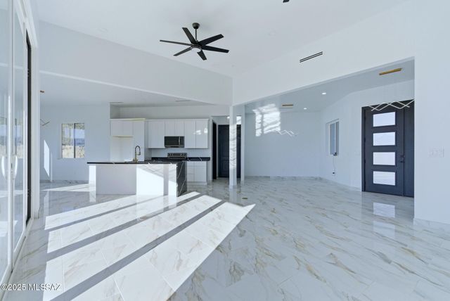 1786 Peralta Court, Rio Rico, AZ 85648