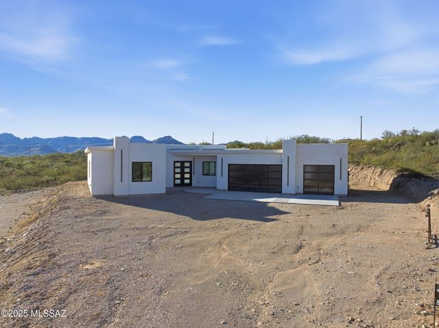 1786 Peralta Court, Rio Rico, AZ 85648