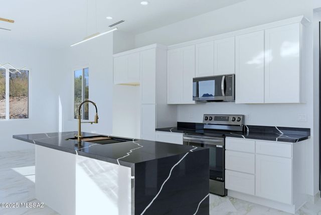 1786 Peralta Court, Rio Rico, AZ 85648