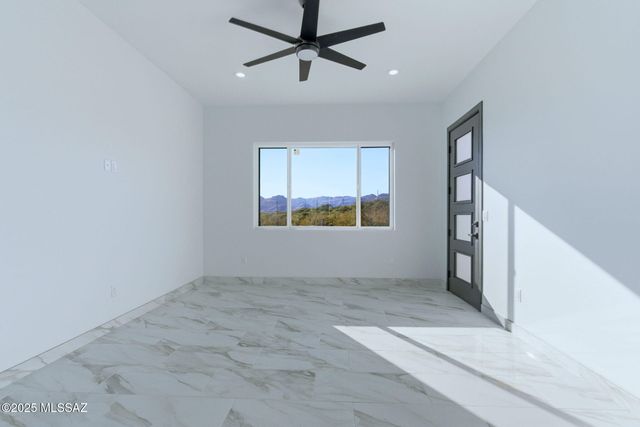 1786 Peralta Court, Rio Rico, AZ 85648