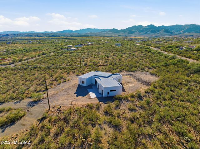 1786 Peralta Court, Rio Rico, AZ 85648