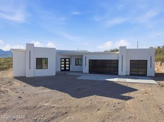 1786 Peralta Court, Rio Rico, AZ 85648