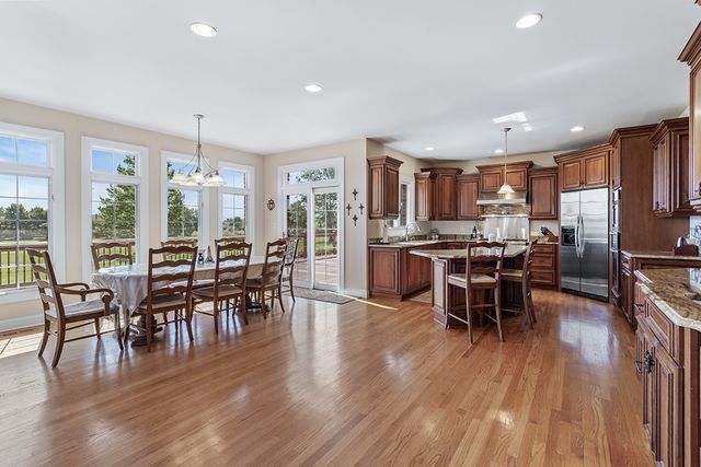 54 Long Cove Drive, Lemont, IL 60439