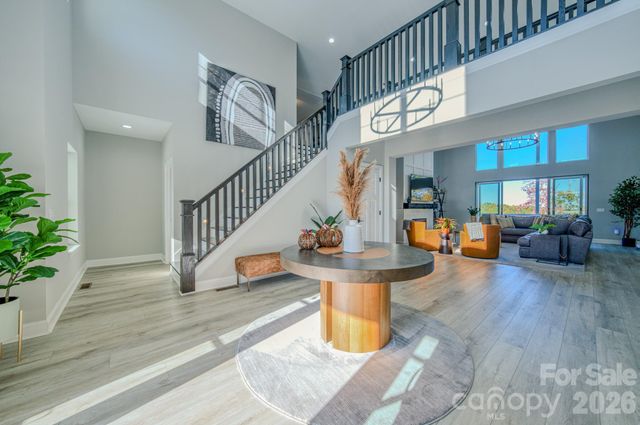 2488 Catawba Falls Parkway, Black Mountain, NC 28711