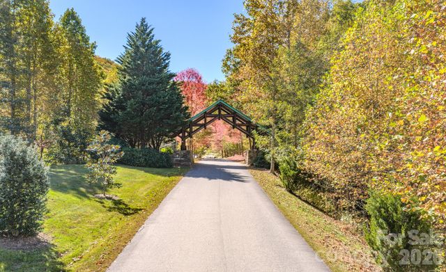 2488 Catawba Falls Parkway, Black Mountain, NC 28711