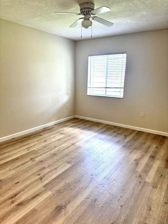 251 SW Palm Drive 204, Port St Lucie, FL 34986